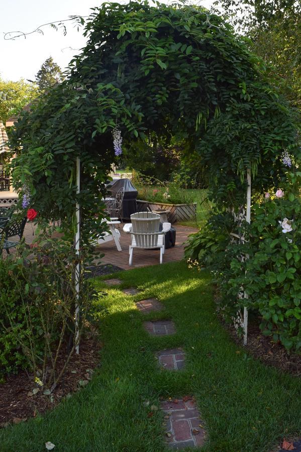 The Lamplighter Bed & Breakfast Of Ludington Εξωτερικό φωτογραφία