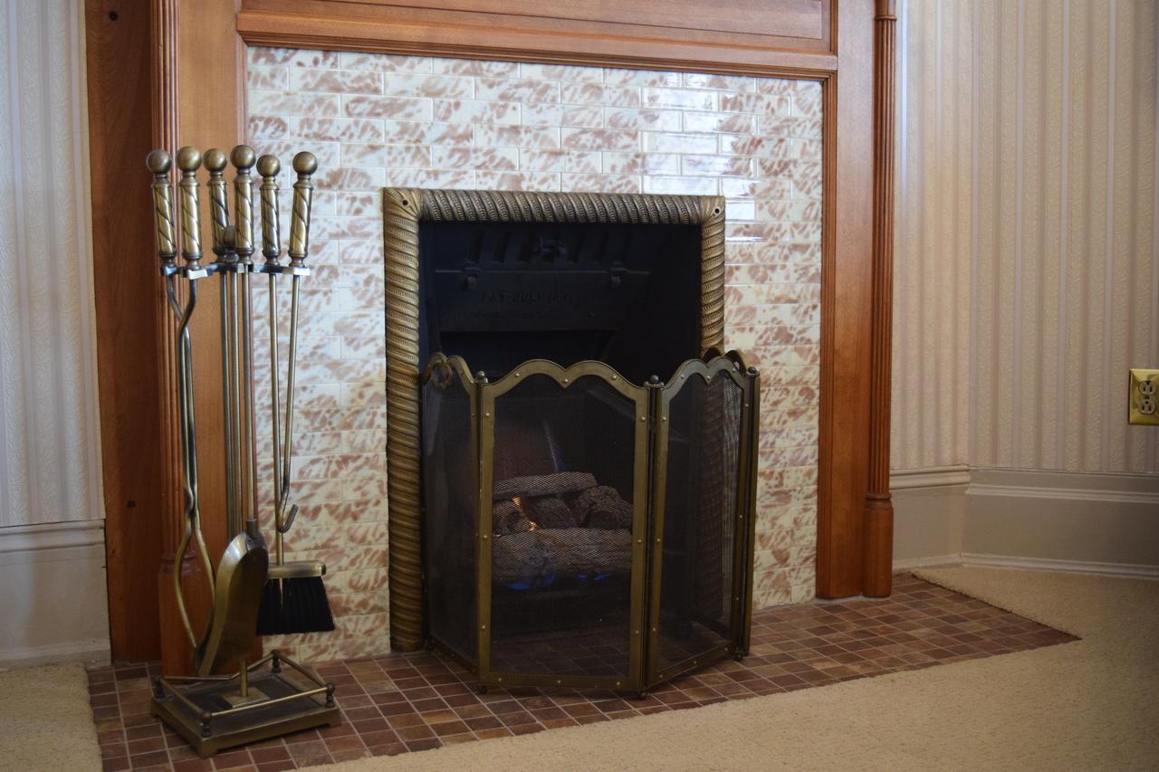The Lamplighter Bed & Breakfast Of Ludington Εξωτερικό φωτογραφία