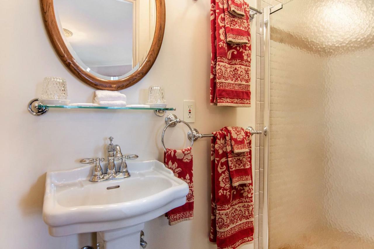 The Lamplighter Bed & Breakfast Of Ludington Εξωτερικό φωτογραφία