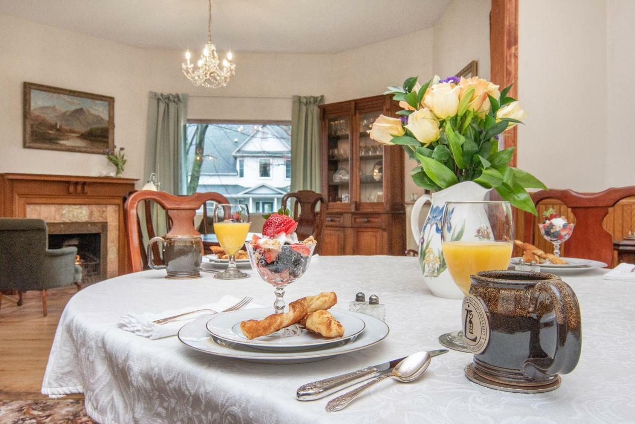 The Lamplighter Bed & Breakfast Of Ludington Εξωτερικό φωτογραφία
